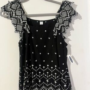 NWT Old Navy Black and White Ruffle Sleeve Blouse with Eyelet Detail